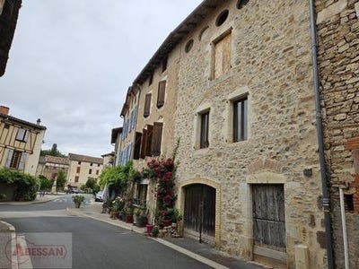 /international/fr/cordes-sur-ciel-midi-pyrenees-310108601872/