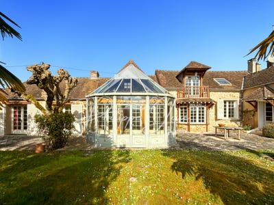 /international/fr/pont-sur-yonne-burgundy-310099215127/