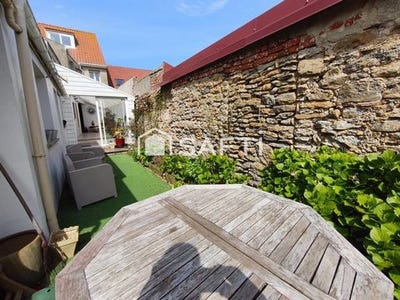 /international/fr/audresselles-calais-310107249130/