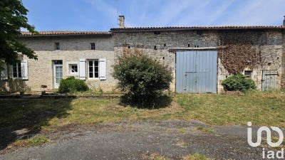 /international/fr/la-foret-de-tesse-charente-310100957637/