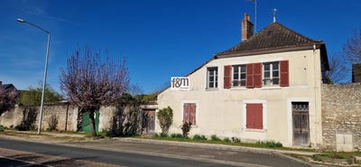 /international/fr/menars-centre-val-de-loire-310100278573/