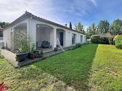 /international/fr/prayssac-midi-pyrenees-310108103003/