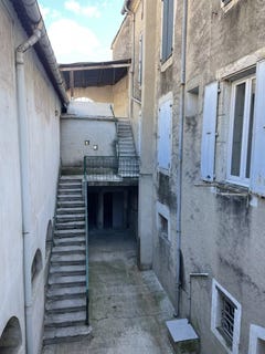 /international/fr/anduze-languedoc-roussillon-120090599875/
