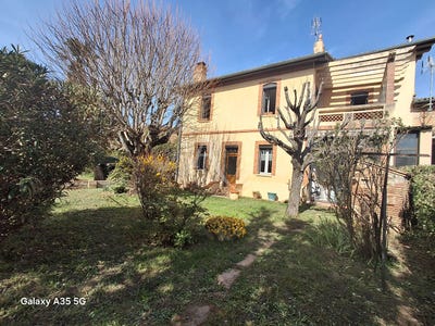 /international/fr/l-isle-jourdain-charente-310106515500/