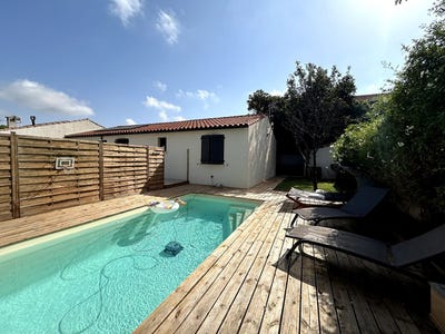 /international/fr/armissan-languedoc-roussillon-310119928610/