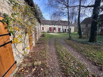 /international/fr/marce-sur-esves-centre-val-de-loire-310106837304/