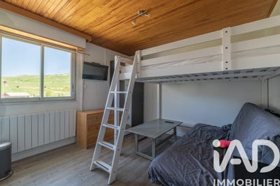 /international/fr/huez-burgundy-310108698017/