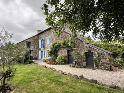 /international/fr/pleudihen-sur-rance-brittany-310100225124/