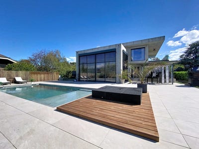 /international/fr/thonon-les-bains-rhone-310110358739/
