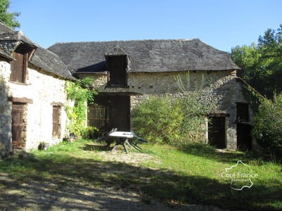 /international/fr/coly-aquitaine-310097771392/