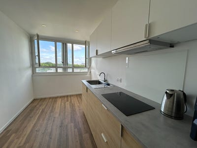 /international/fr/saint-herblain-pays-de-la-loire-310108101809/