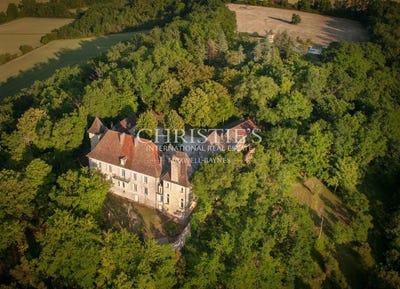 /international/fr/monflanquin-aquitaine-310103015926/