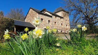 /international/fr/najac-midi-pyrenees-310106690277/