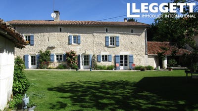 /international/fr/la-rochebeaucourt-et-argentine-aquitaine-310097257740/