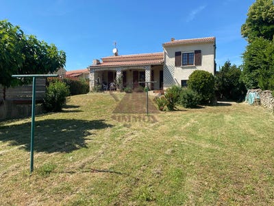 /international/fr/allegre-les-fumades-languedoc-roussillon-310108673868/