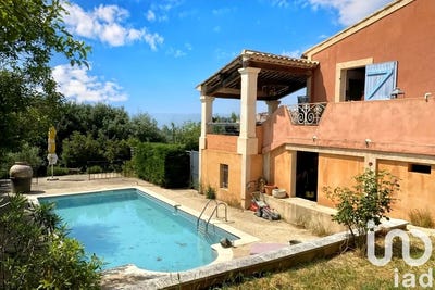 /international/fr/roussillon-provence-alpes-cote-d-azur-310100179737/