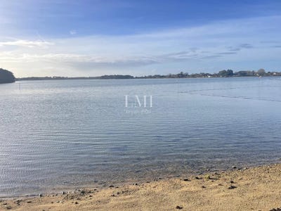 /international/fr/locoal-mendon-brittany-310119588342/