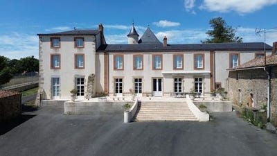 /international/fr/mazieres-en-mauges-pays-de-la-loire-310101381451/?lang=en