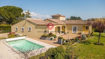 /international/fr/castelnaudary-languedoc-roussillon-310106827462/