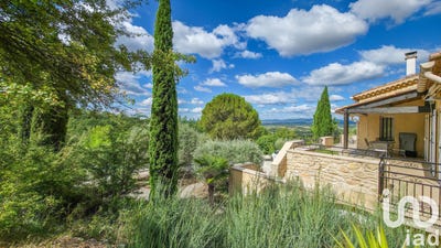 /international/fr/barjac-midi-pyrenees-310101279216/