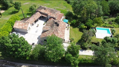 /international/fr/tournon-d-agenais-aquitaine-310098513852/?lang=zh-tw
