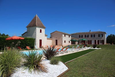/international/fr/roquecor-midi-pyrenees-310107186335/