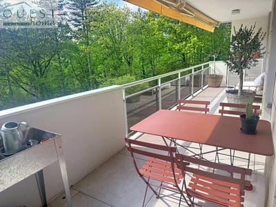 /international/fr/charbonnieres-les-bains-rhone-310107474286/