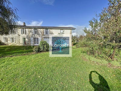 /international/fr/saint-savin-aquitaine-310108246243/
