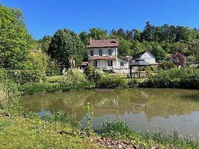 /international/fr/nogent-le-roi-centre-val-de-loire-310107837349/