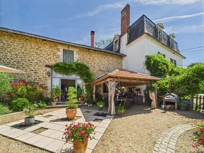 /international/fr/corgnac-sur-lisle-aquitaine-310100661909/?lang=en