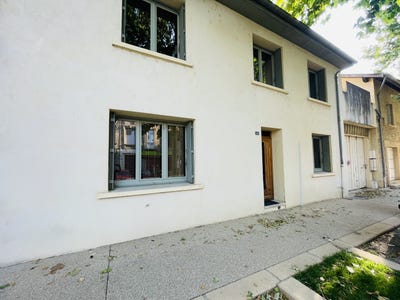 /international/fr/saint-donat-sur-l-herbasse-rhone-310100483482/
