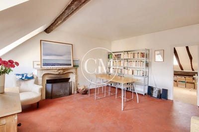 /international/fr/versailles-ile-de-france-310098841205/