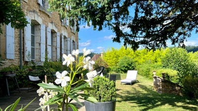 /international/fr/sarlat-la-caneda-aquitaine-310100648532/