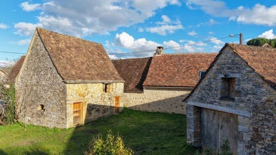 /international/fr/gourdon-rhone-310104922575/