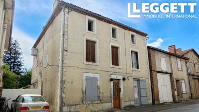 /international/fr/confolens-charente-310109875422/