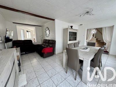 /international/fr/maisnil-les-ruitz-calais-310107411609/