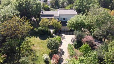 /international/fr/deaux-languedoc-roussillon-310108990549/