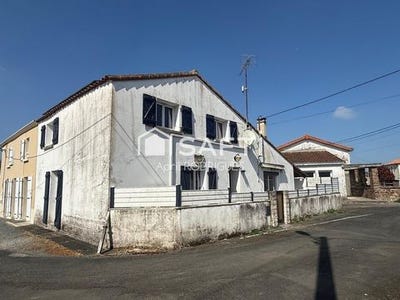 /international/fr/chantonnay-pays-de-la-loire-120098411370/