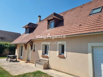 /international/fr/saint-maclou-upper-normandy-310109365482/