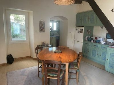 /international/fr/saint-georges-de-luzencon-midi-pyrenees-310101445768/?lang=id