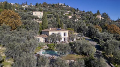 /international/fr/cabris-hh-15635782-cabris-provence-alpes-cote-d-azur-310100954811/