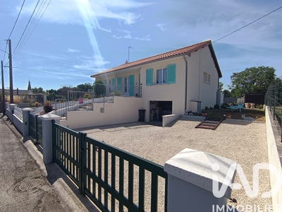 /international/fr/thouars-charente-310108159422/
