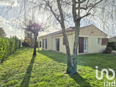 /international/fr/la-ferriere-pays-de-la-loire-310096769787/?lang=en