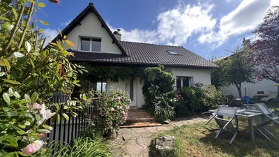 /international/fr/neauphle-le-chateau-ile-de-france-310099710816/