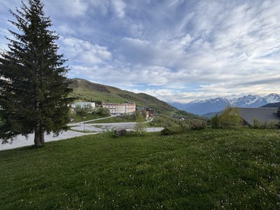 /international/fr/saint-francois-longchamp-rhone-310099217915/