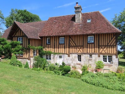 /international/fr/lisieux-la-basse-normandie-310101229589/