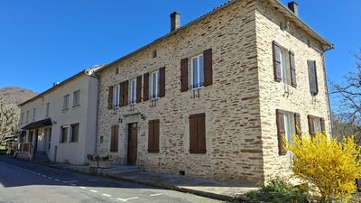 /international/fr/latouille-lentillac-midi-pyrenees-310107578204/