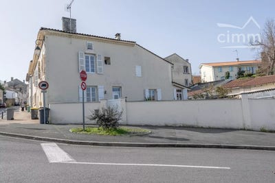 /international/fr/montendre-charente-310107650722/