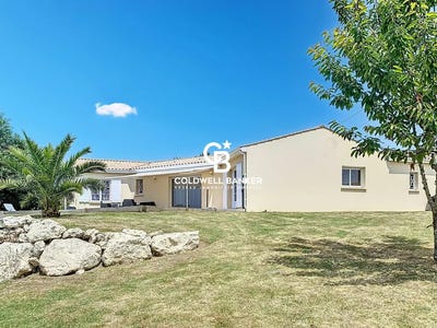 /international/fr/fontcouverte-charente-310100377105/?lang=en