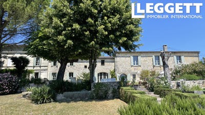 /international/fr/saint-emilion-aquitaine-310108482851/